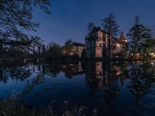 Noční oživené prohlídky na zámku Blatná