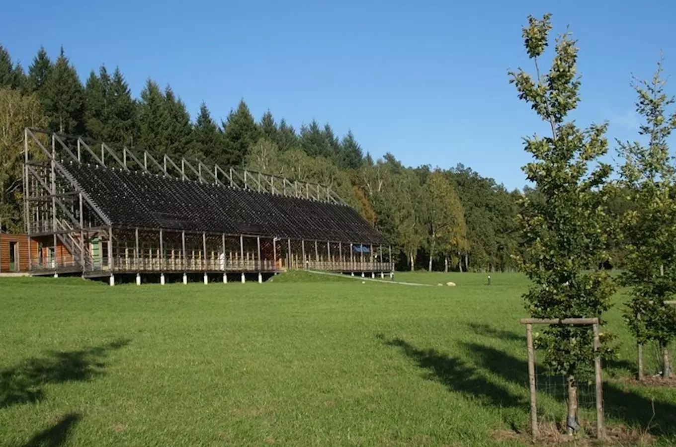 Kraj pod horou Mehelník – naučný areál Semice – Flekačky