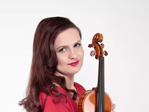 Monika Urbanová, housle