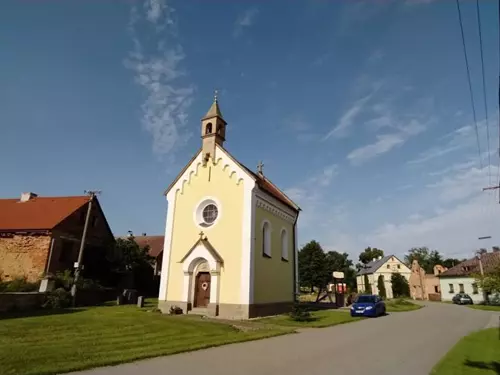 Kostel Navštívení Panny Marie v Dolanech