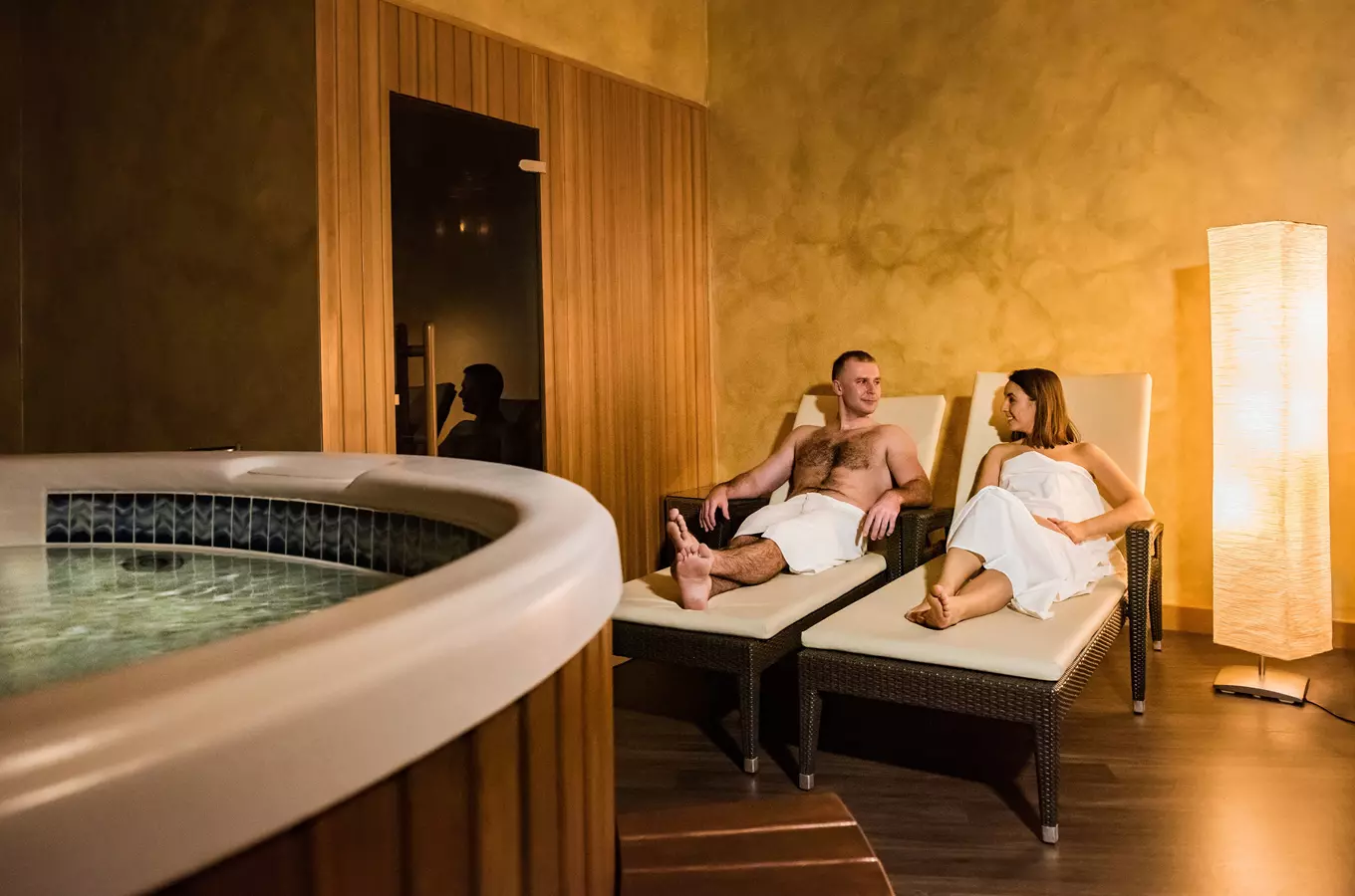 Romantický Valentýn ve Spa&Wellness Aquapalace Praha  – společná masáž a relax v páru