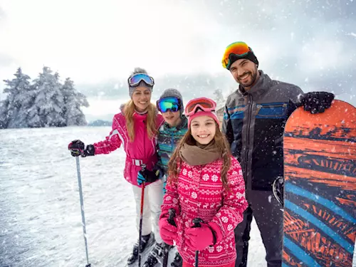 Zima na horách pro rodiny s dětmi: místa pro sport, radost i zábavu
