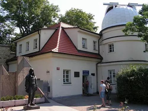 Pozorování zatmění měsíce na Štefánikově hvězdárně