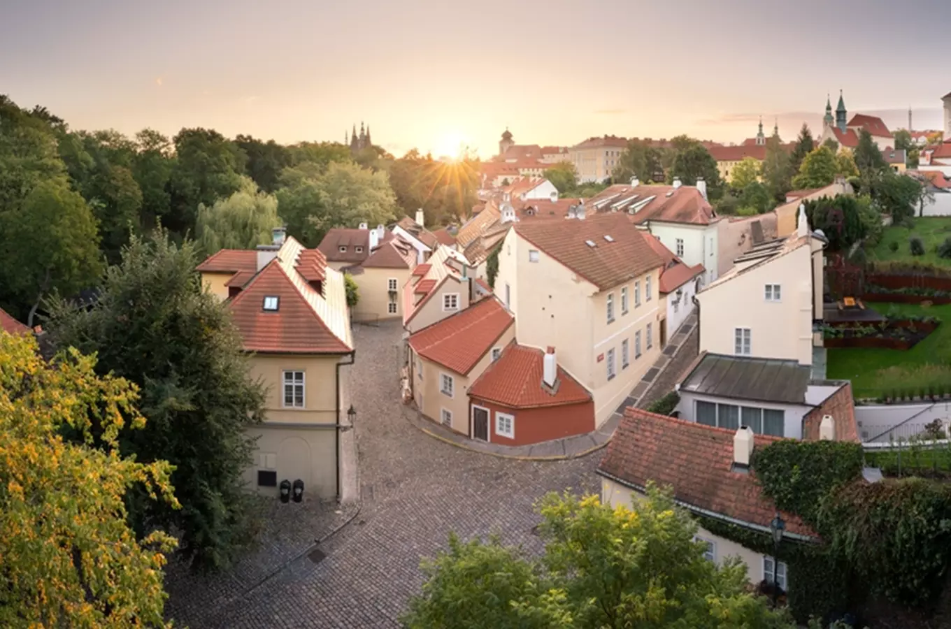 Pitoreskní města ve městech: znáte Nový Svět, Kamennou čtvrť nebo Liebiegovo městečko?