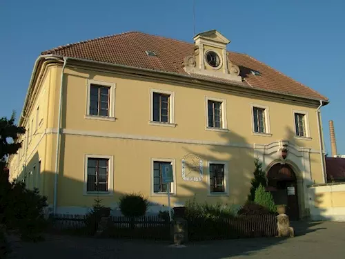 Barokní zámeček Hořice