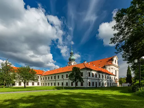 Ora et labora: Nahlédněte do historie řádu Benediktinů