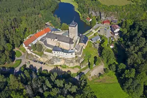 hrad kost