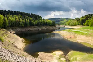 vírská přehrada