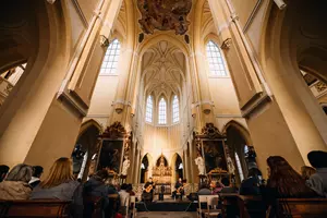 Equinox in Sedlec Cathedral