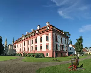 Zámek Kunín