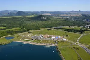 jezero most