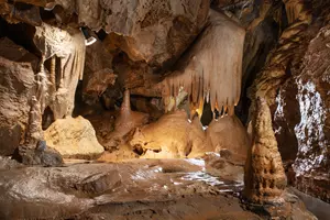 Na Pomezí Cave