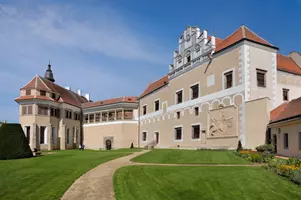 telč castle