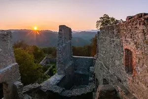 Noc na hradě Hukvaldy