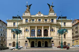 vinohradské divadlo