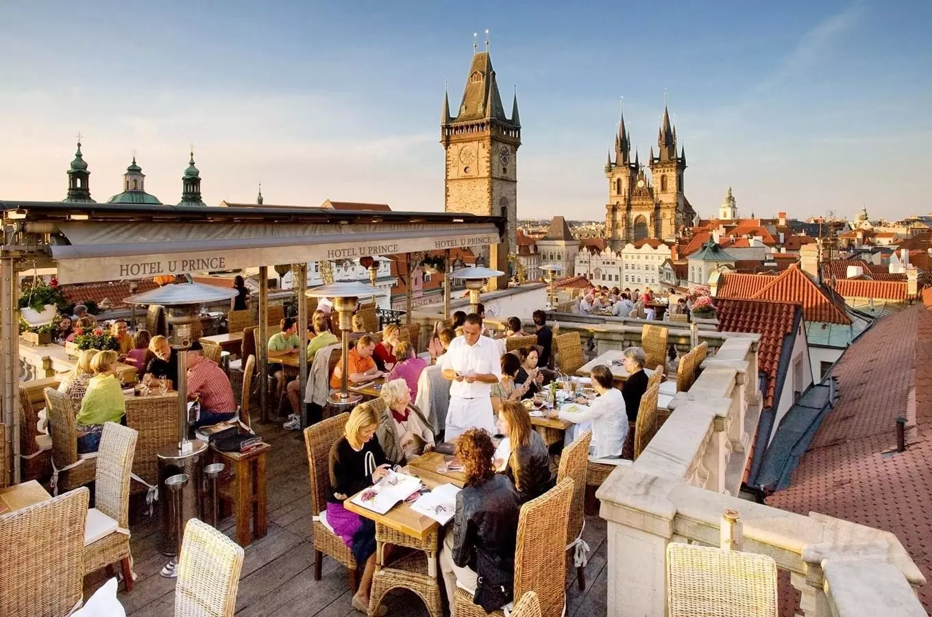 Skvělé restaurace s vyhlídkovou terasou v Praze