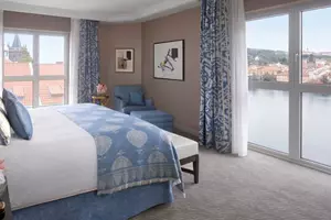four season hotel prague