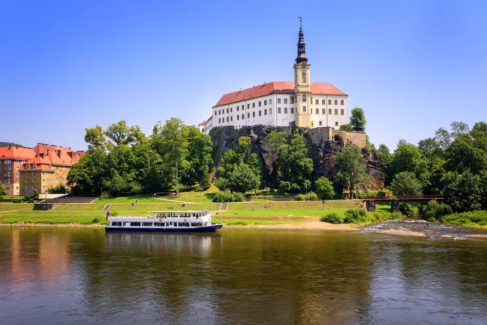 Za zážitky a oblíbenými městy v regionu Ústecký kraj