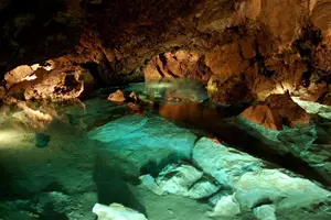 bozkovské dolomitové jeskyně