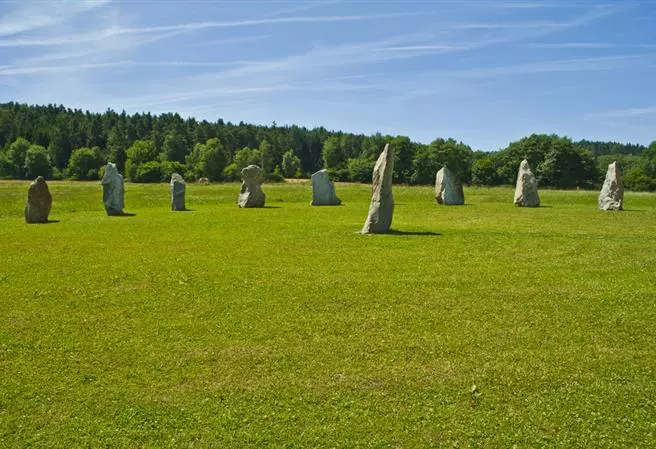 Jakub Mařík: Jihočeské Stonehenge a pozitivní energie megalitického kruhu
