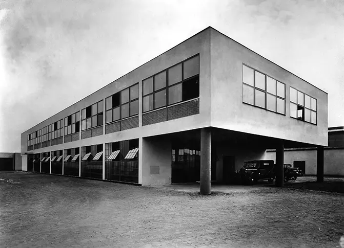 Stará továrna BF v Dolních Měcholupech ve 30. letech 20. století