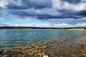 jezero Medard