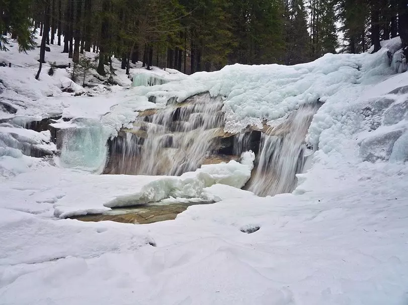 Mumlavské vodopády - ideální pozadí pro skvělé zimní foto