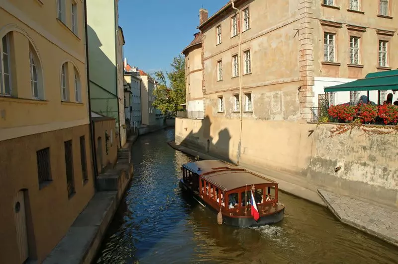 #světovéČesko zve na plavbu do Benátek – na lodi i v gondole po Vltavě
