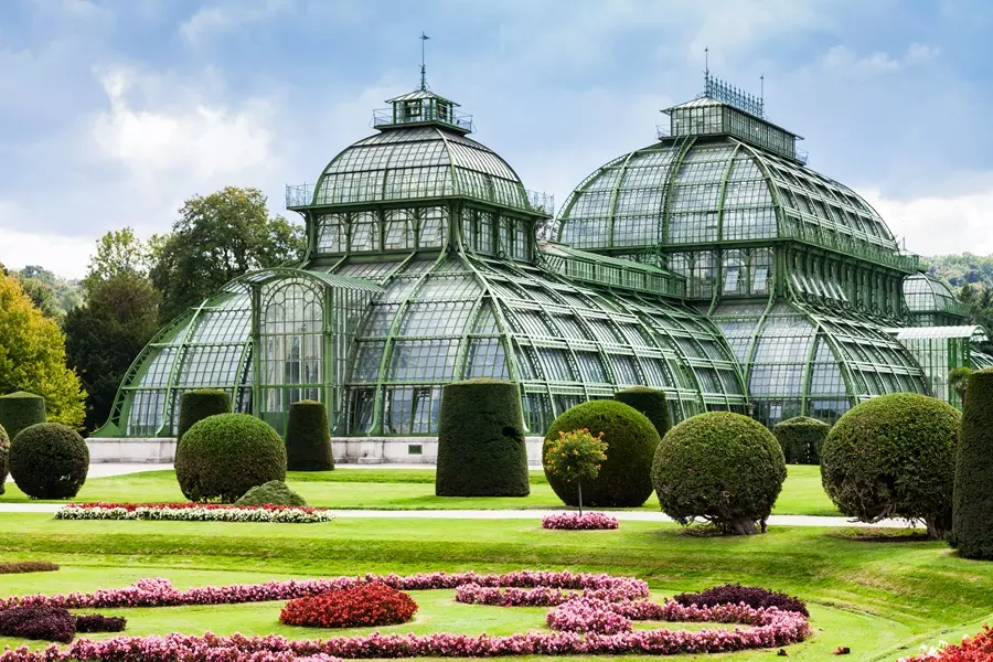 a palmový skleník v Schönbrunnu ve Vídni