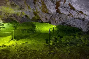 jeskyně na turoldu