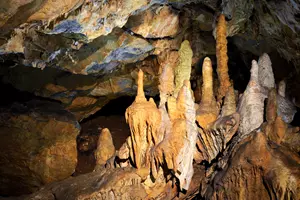 mladečské jeskyně