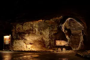 jeskyně Výpustek