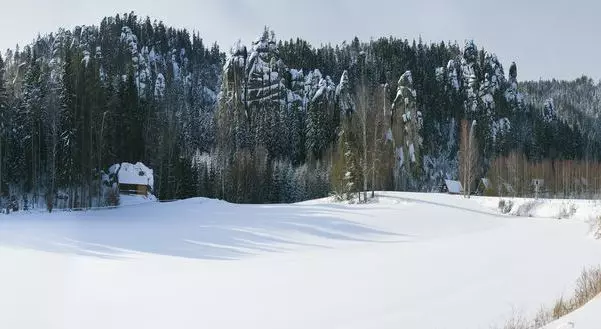 Skalní město Adršpach v zimě