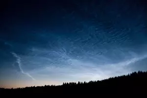 noční svítící oblaka